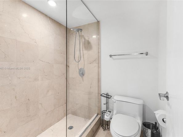 6917 Collins Ave 1505, Miami Beach FL 33141