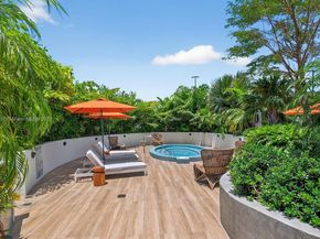 700 NE 24 Street 1502, Miami FL 33137