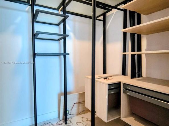 700 NE 24 Street 1502, Miami FL 33137