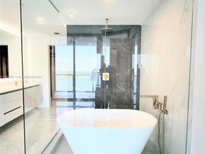 700 NE 24 Street 1502, Miami FL 33137