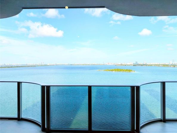 700 NE 24 Street 1502, Miami FL 33137