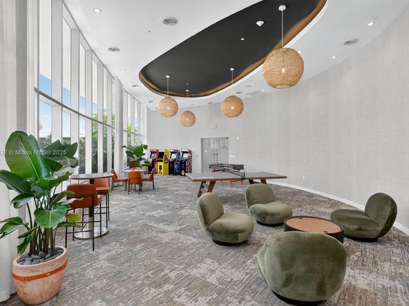 700 NE 24 Street 1502, Miami FL 33137