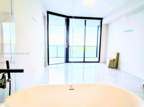 700 NE 24 Street 1502, Miami FL 33137