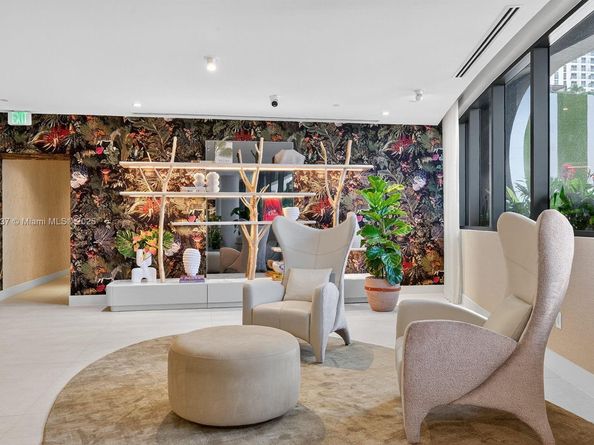 700 NE 24 Street 1502, Miami FL 33137