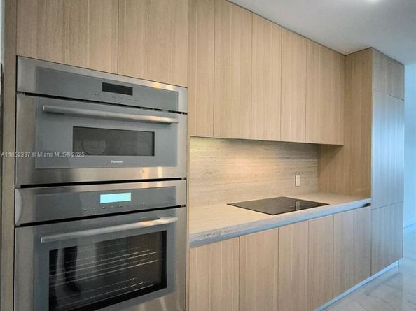 700 NE 24 Street 1502, Miami FL 33137