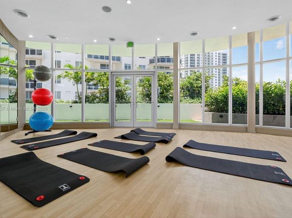 700 NE 24 Street 1502, Miami FL 33137