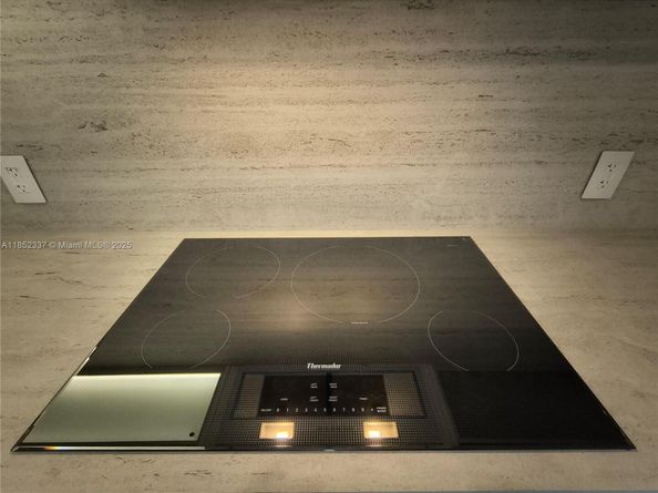 700 NE 24 Street 1502, Miami FL 33137