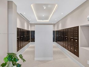 700 NE 24 Street 1502, Miami FL 33137