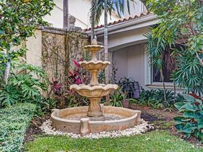 1960 NE 118th Rd, North Miami FL 33181