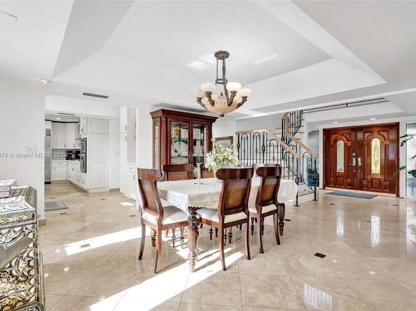 1960 NE 118th Rd, North Miami FL 33181