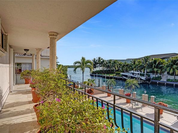 1960 NE 118th Rd, North Miami FL 33181