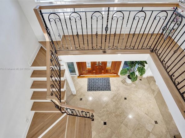 1960 NE 118th Rd, North Miami FL 33181