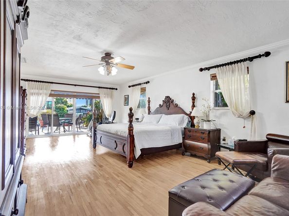 1960 NE 118th Rd, North Miami FL 33181