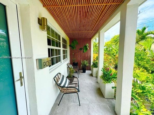 555 NE 127th Street, North Miami FL 33161