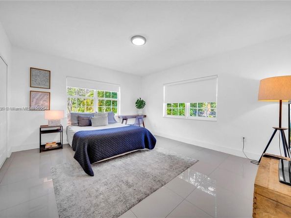 555 NE 127th Street, North Miami FL 33161