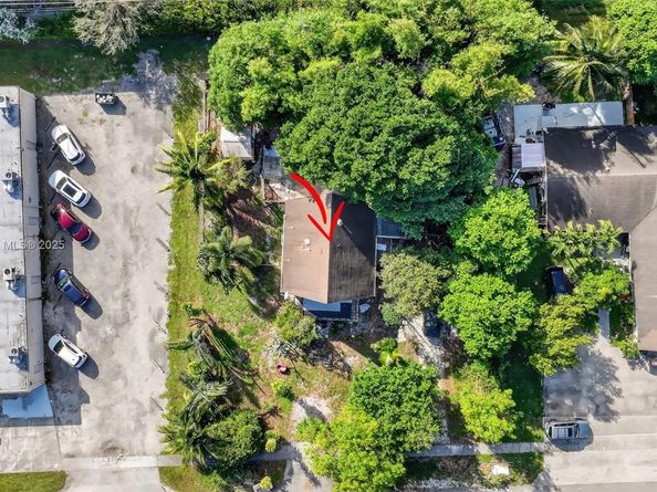 611 Broward Ave, Green Acres FL 33463