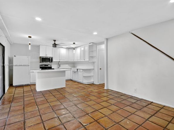 611 Broward Ave, Green Acres FL 33463