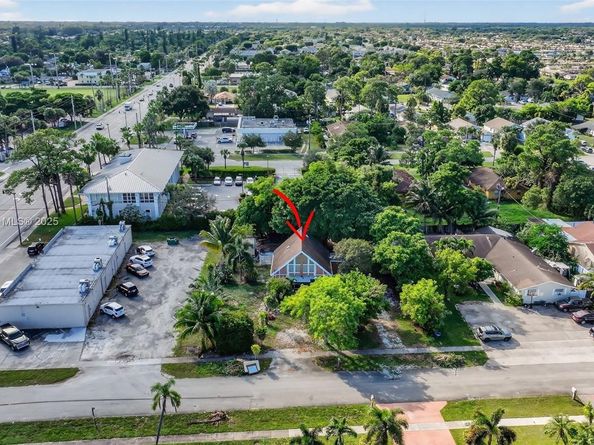 611 Broward Ave, Green Acres FL 33463