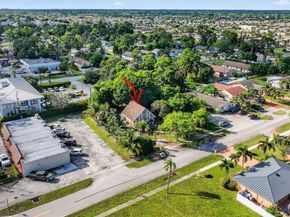 611 Broward Ave, Green Acres FL 33463
