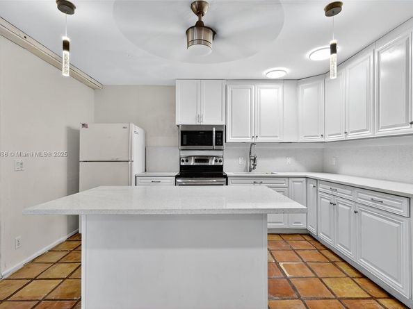 611 Broward Ave, Green Acres FL 33463