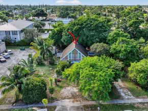 611 Broward Ave, Green Acres FL 33463