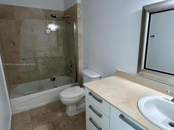 2525 SW 3rd Ave 1402, Miami FL 33129