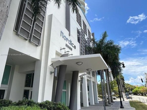 2525 SW 3rd Ave 1402, Miami FL 33129