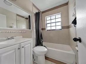 1500 NW 69th Ter, Miami FL 33147