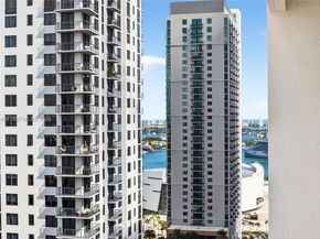 11 NE 6 St 3210, Miami FL 33132