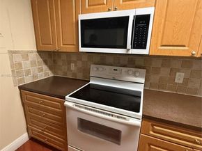 7165 NW 186th St A204, Hialeah FL 33015