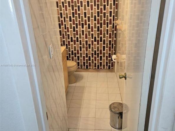 4270 SW 102nd Ave, Miami FL 33165