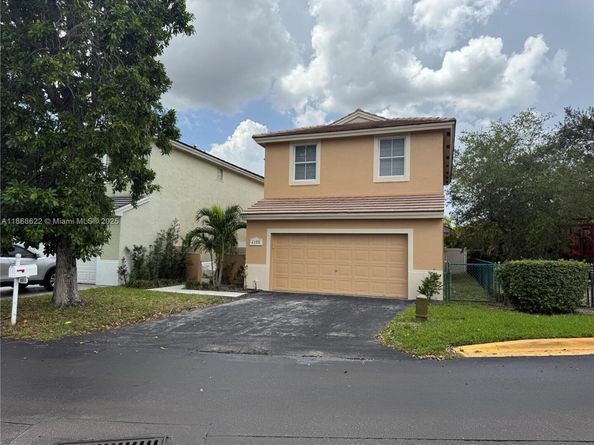 6955 SW 148th Ln, Davie FL 33331