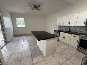 6955 SW 148th Ln, Davie FL 33331