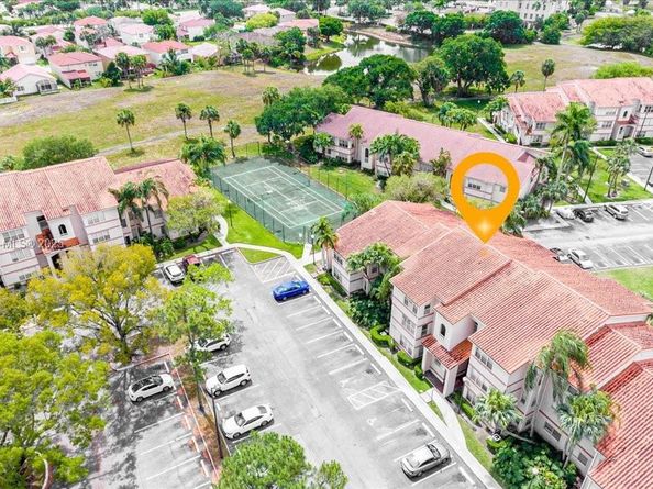 3420 N Pinewalk Dr N 713, Margate FL 33063