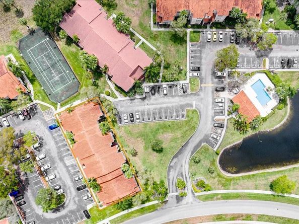3420 N Pinewalk Dr N 713, Margate FL 33063