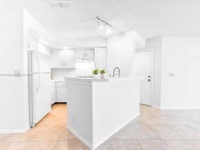 3420 N Pinewalk Dr N 713, Margate FL 33063