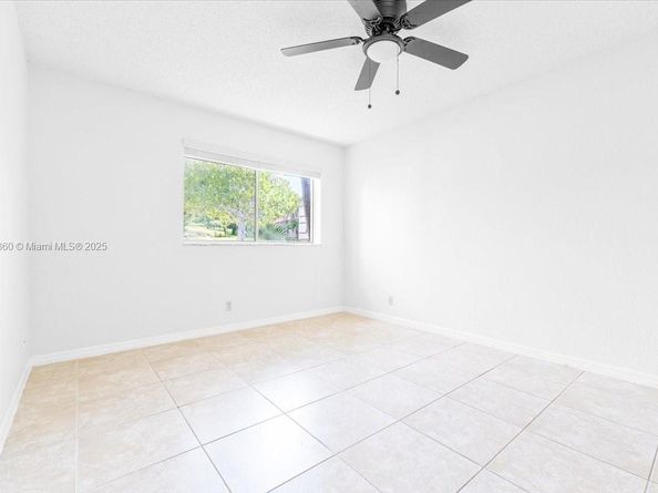 3420 N Pinewalk Dr N 713, Margate FL 33063