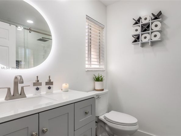 13912 SW 174th Ter, Miami FL 33177