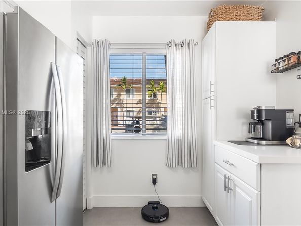 13912 SW 174th Ter, Miami FL 33177