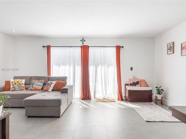 13912 SW 174th Ter, Miami FL 33177