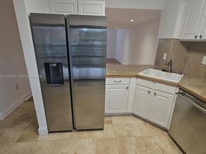 7870 SW 102nd Ln, Miami FL 33156