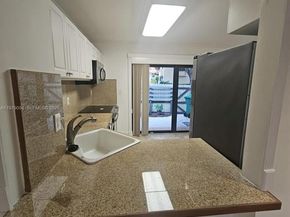 7870 SW 102nd Ln, Miami FL 33156