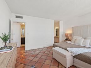800 West Ave 831, Miami Beach FL 33139