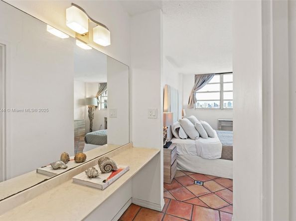800 West Ave 831, Miami Beach FL 33139