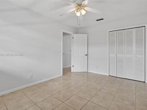 329 SE 3rd St 502T, Hallandale Beach FL 33009