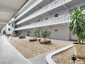 329 SE 3rd St 502T, Hallandale Beach FL 33009