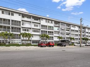 329 SE 3rd St 502T, Hallandale Beach FL 33009
