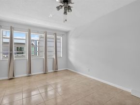 329 SE 3rd St 502T, Hallandale Beach FL 33009