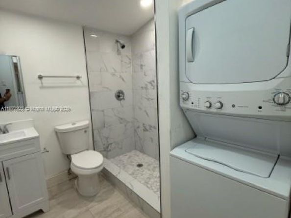 Undisclosed Address #A11877323, West Park FL 33023