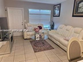 4620 SW 31st Dr, West Park FL 33023